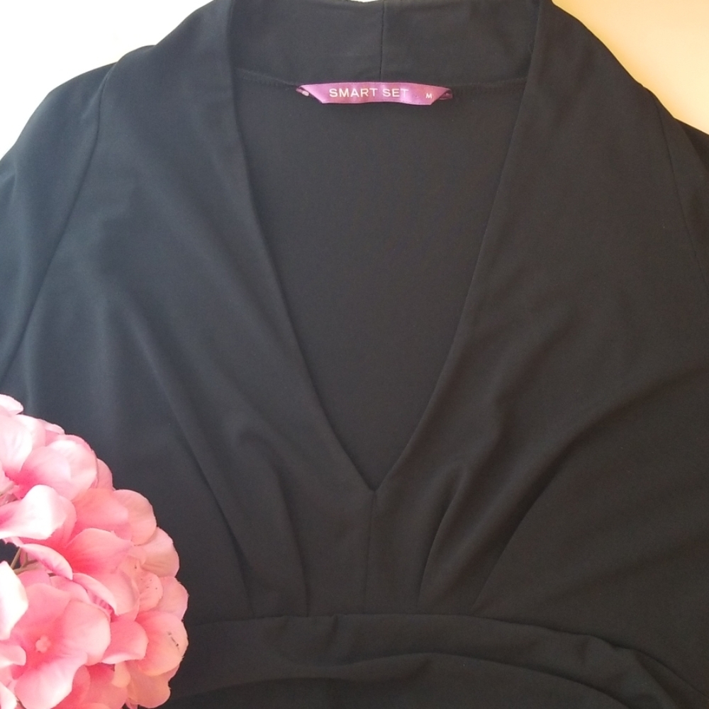 Black Dress - Picture 4 of 8